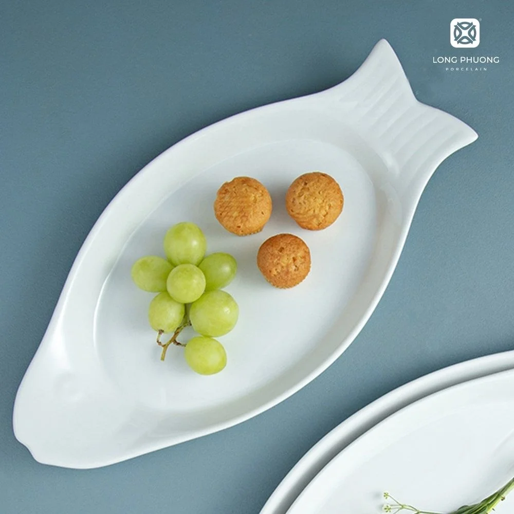 Fish-Shaped-Stylish-Plate (4) Fish-shaped Stylish plates 12” - 18”