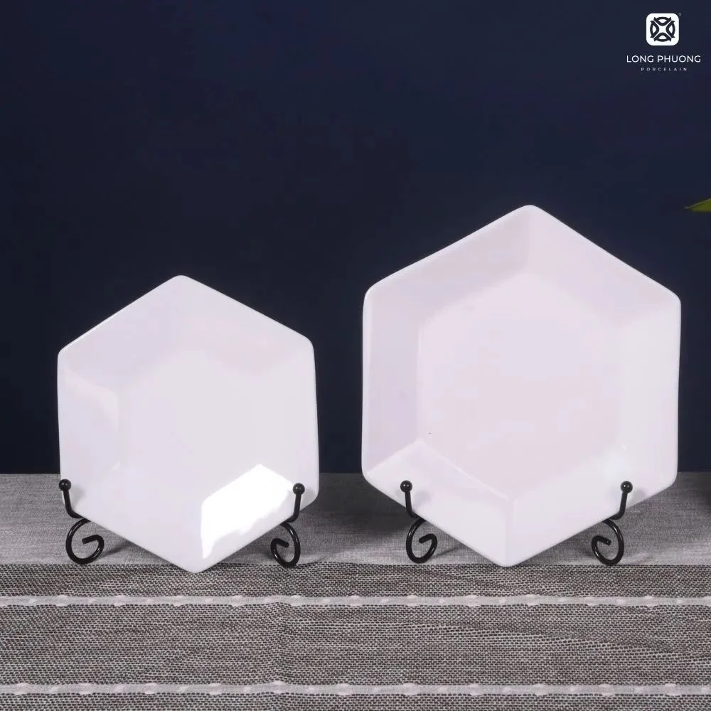 Hexagonal-Stylish-Plate (3) available in different sizes to accommodate appetizers