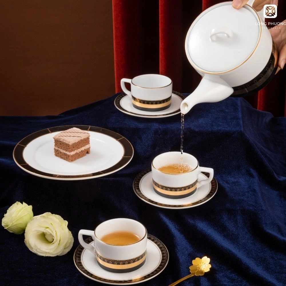 Kim-Lai-Gold-Plated-Tea-Set-3 Luxurious tea set with timeless elegance