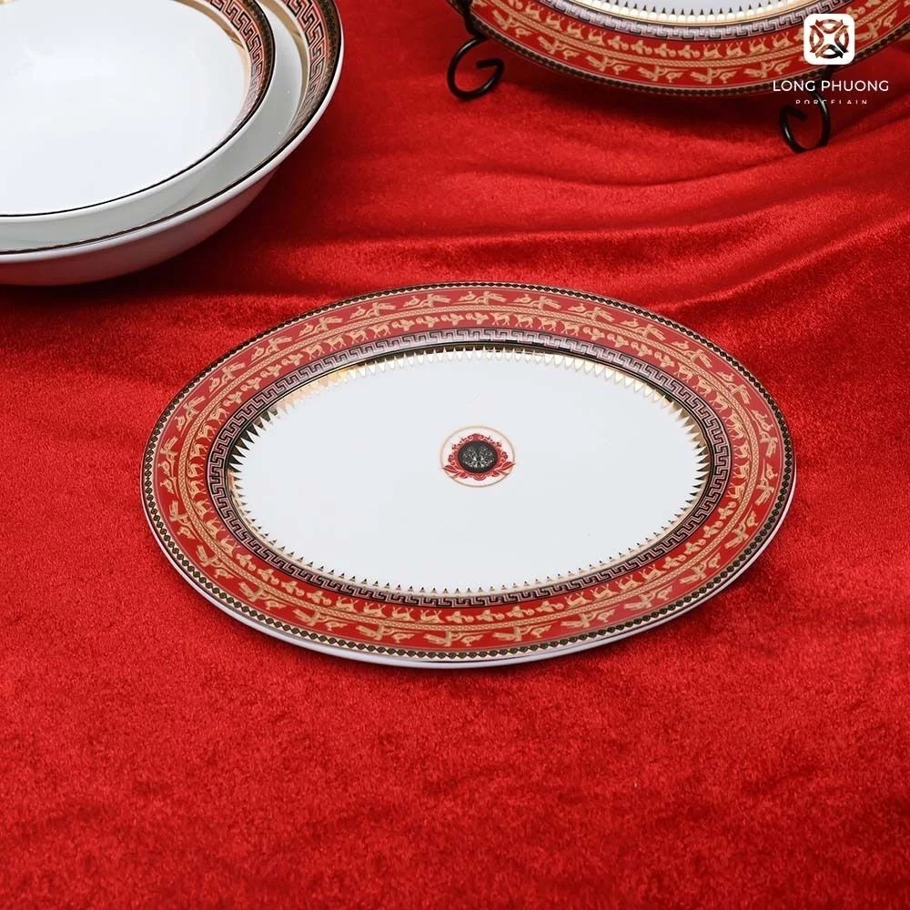 Lac-Hong-Oval-Plate (3) curved form and traditional design