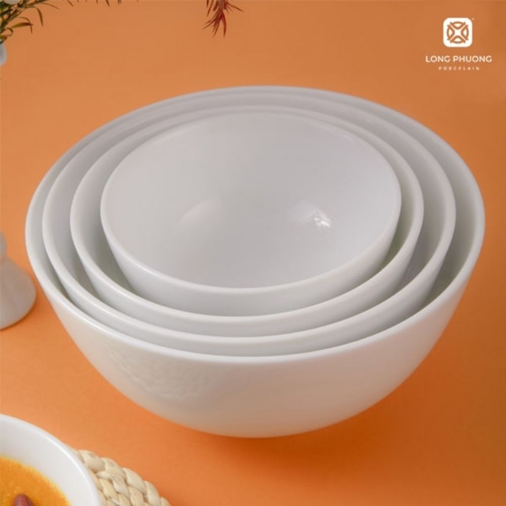 Long-Phuongs-Porcelain-soup-serving-bowl (2) Crafted for generous portions and aesthetic charm