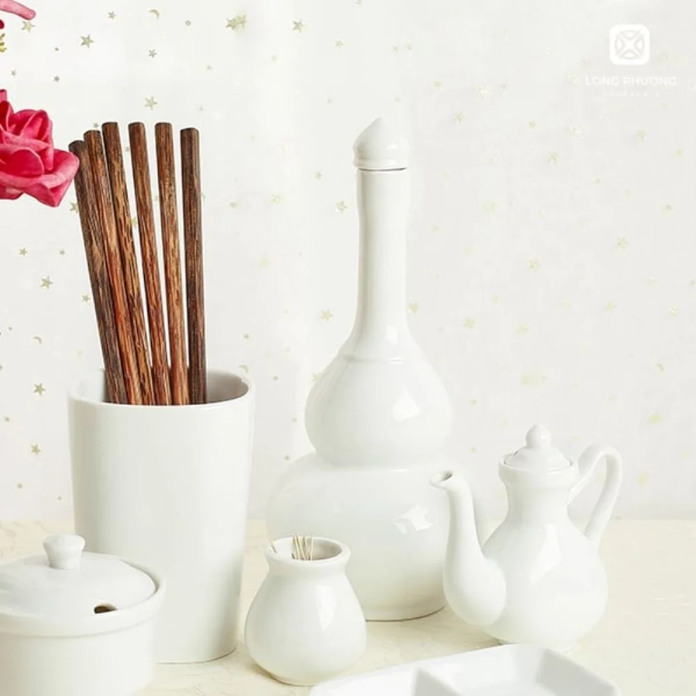 Porcelain-liquor-bottle-4 Porcelain liquor bottle