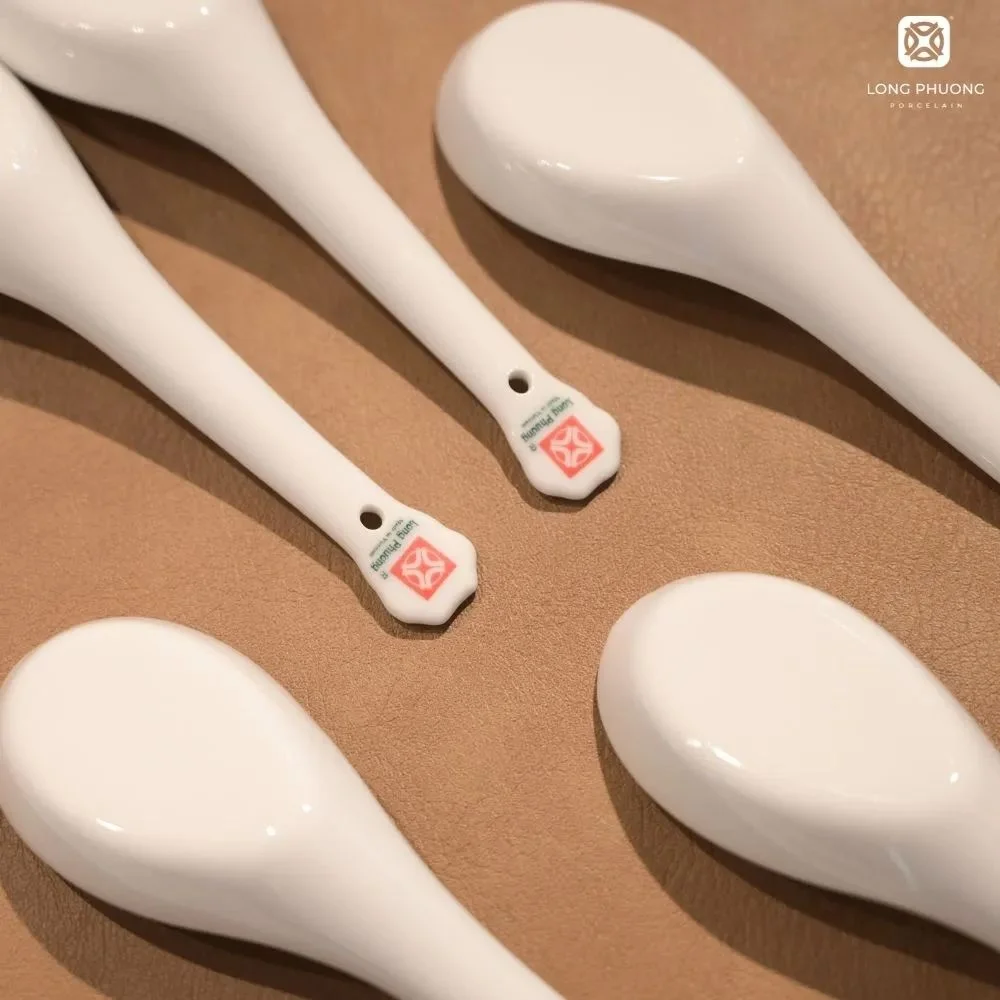 Sac-Xuan-porcelain-spoon-4 Sac Xuan porcelain spoon by Long Phuong