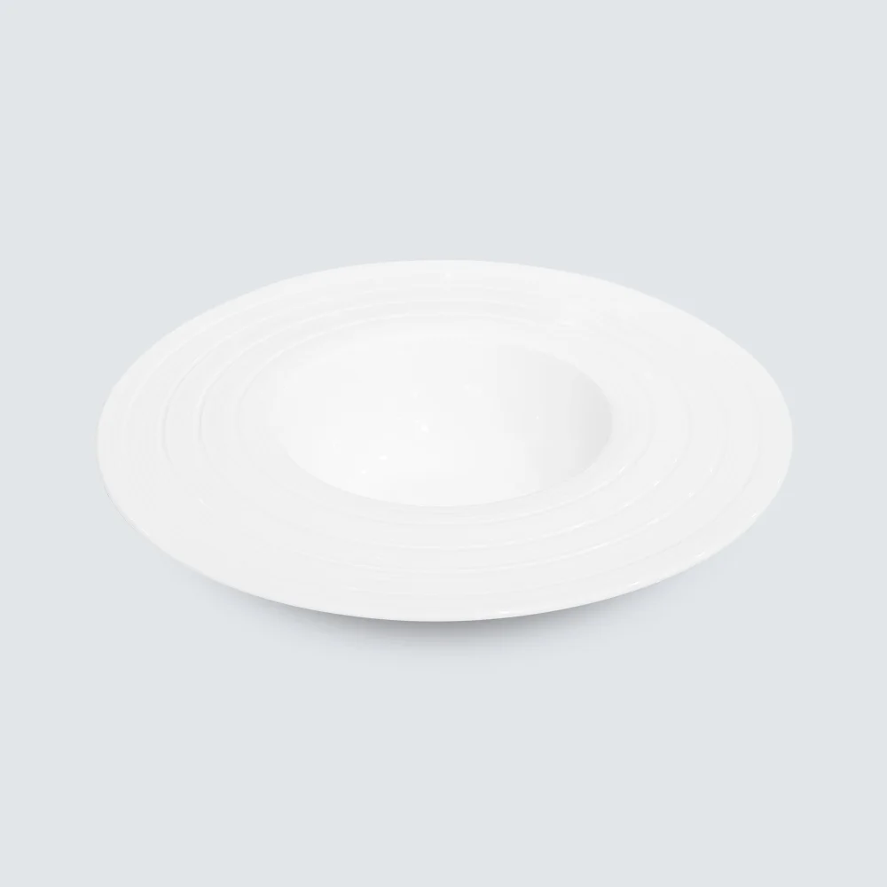 Round Soup Plates by Long Phuong
