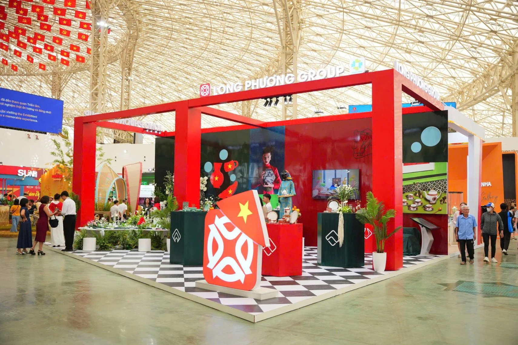 Long Phuong Porcelain booth at A80 National Exhibition 2025 in Hanoi