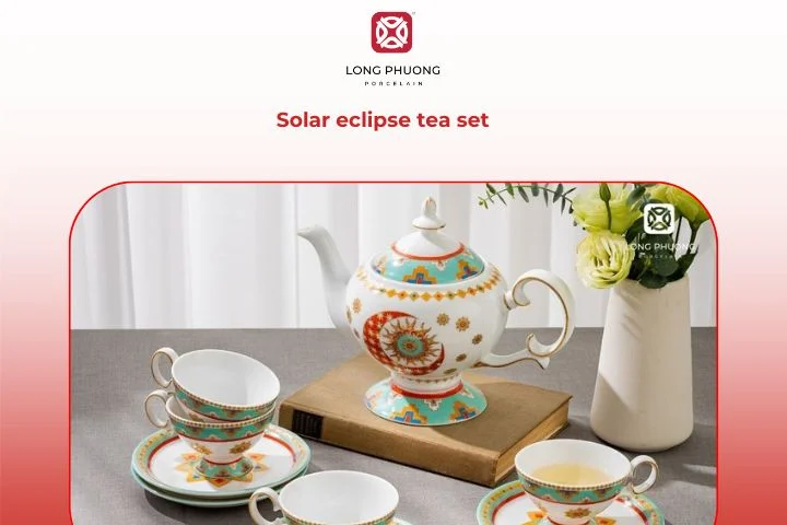 The Solar Eclipse tea set captures the contrast of light and dark with sophisticated design.
