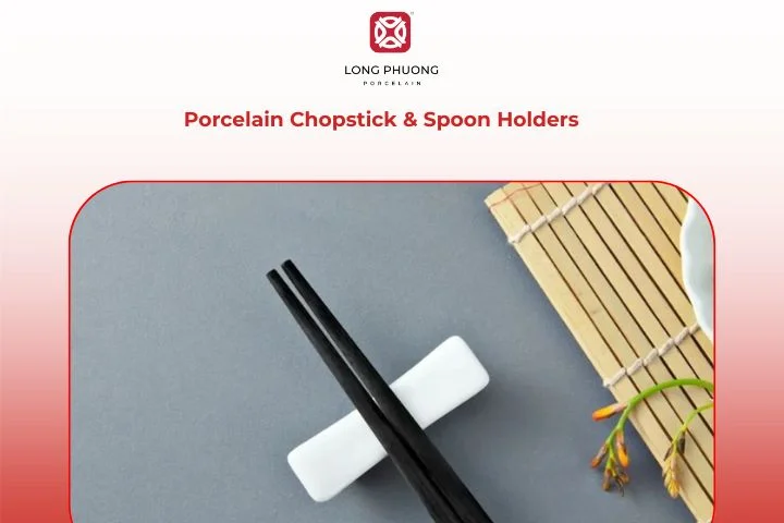 Functional porcelain holders to keep utensils tidy and clean
