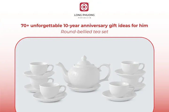 The rounded shape of this tea set symbolizes fullness and harmony after ten years together