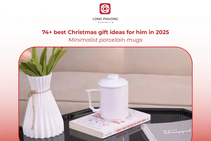 A minimalist porcelain mug is a practical Christmas gift that suits both cozy winter days and everyday routines
