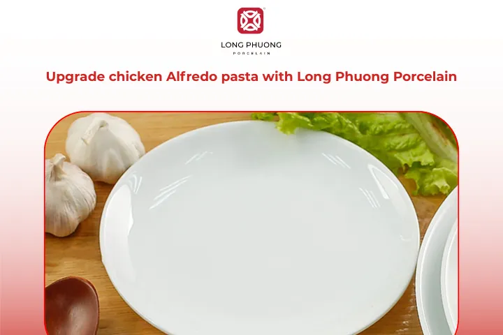 Long Phuong makes your chicken Alfredo pasta delicious and beautifully showcased