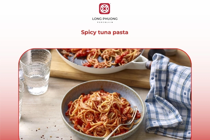 Spicy pasta with tuna recipe in olive oil