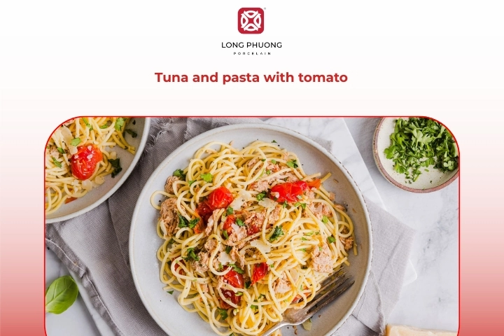 Tuna and pasta recipe with tomato