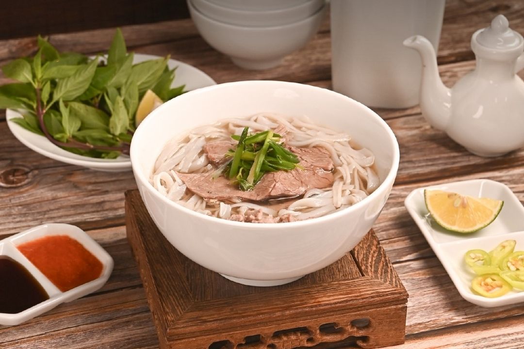 Những kinh nghiệm chọn mua bát tô đựng phở bền đẹp