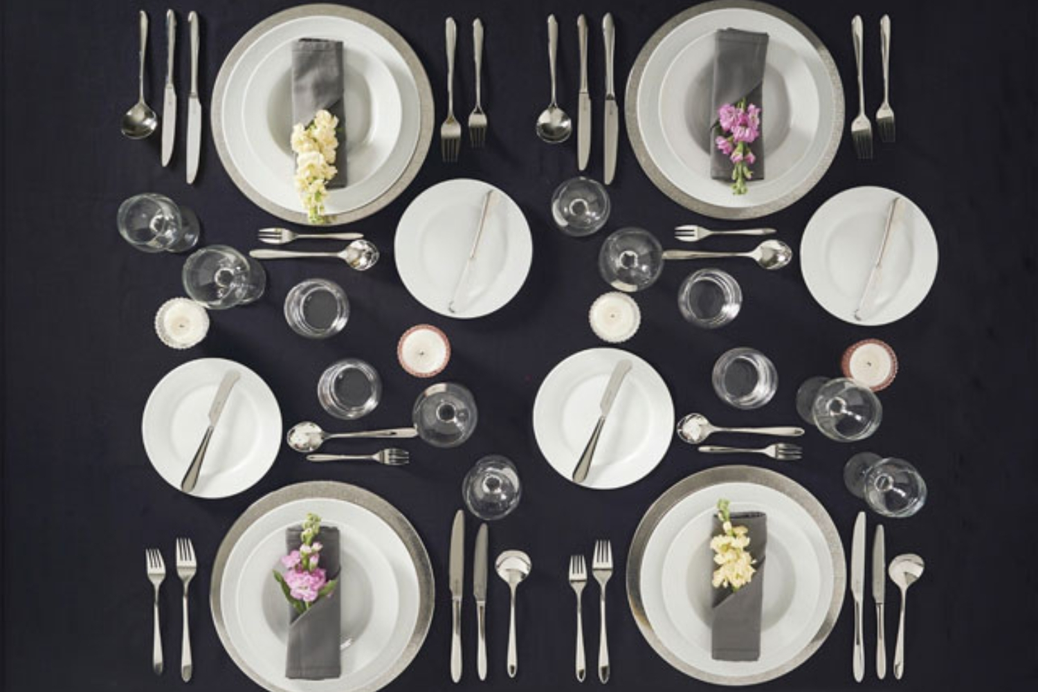 đĩa dùng trong nhà hàng