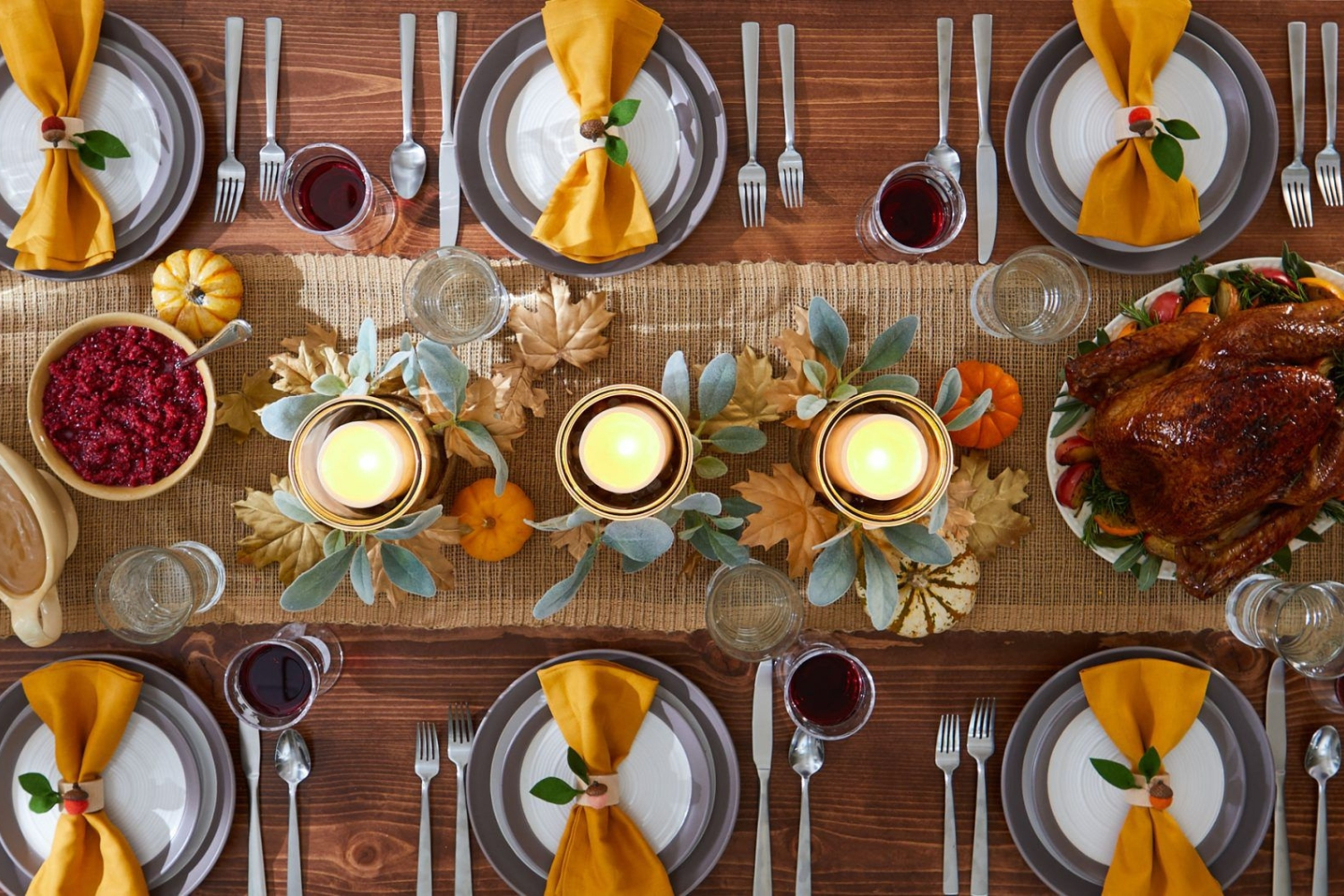 cách setup bàn ăn kiểu âu đúng chuẩn