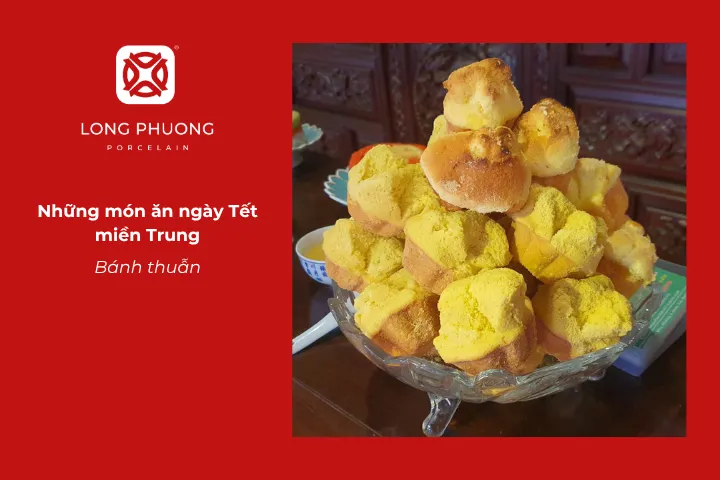 Bánh thuẫn được làm với mong ước năm mới nở rộ may mắn như mặt bánh khi chín