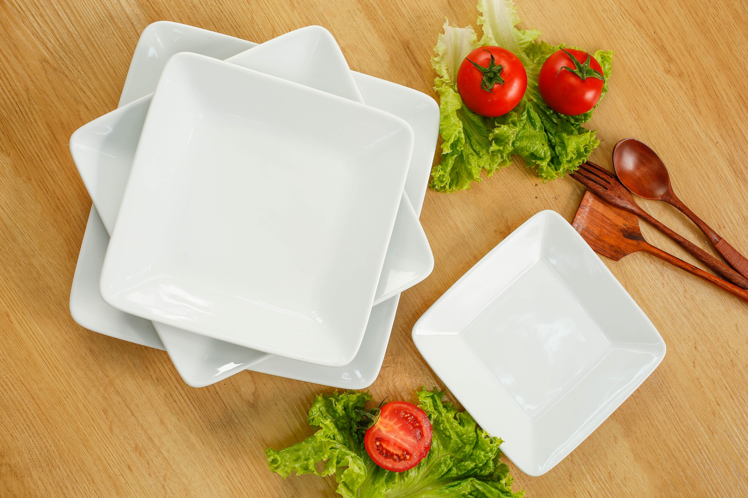 cách chọn đĩa sứ vuông bền đẹp