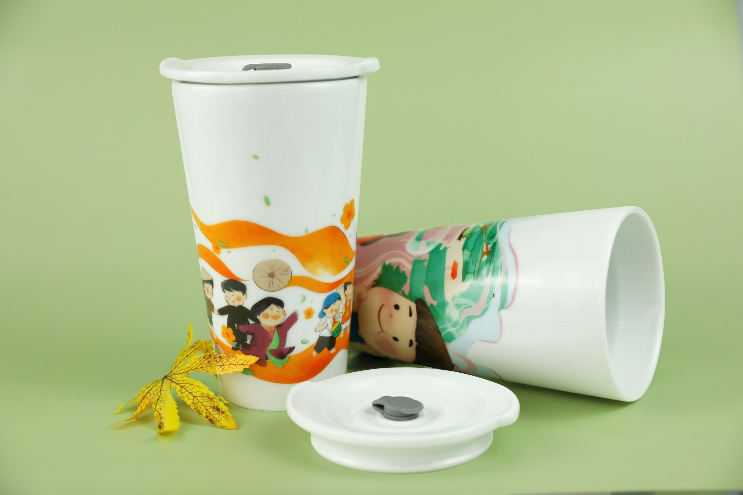 ly sứ có nắp long phương