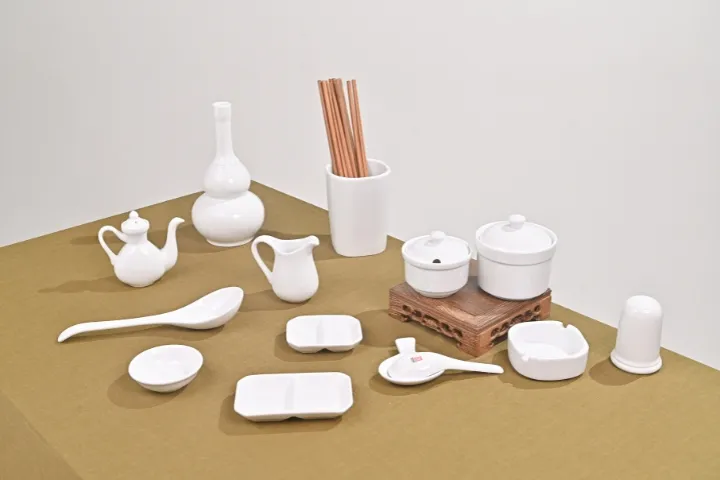 dụng cụ ăn bát đĩa nhà hàng cao cấp ở Quận 5