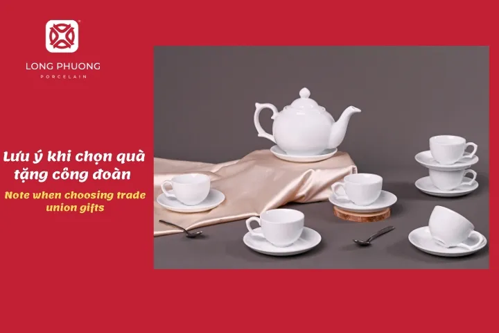 Món quà tặng trước hết cần thiết thực, có giá trị sử dụng cao.