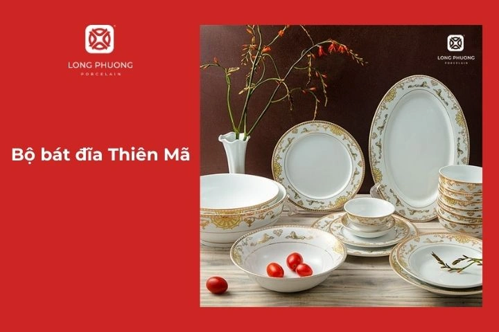 Với viền vàng và hoạ tiết ngựa, bộ bát đĩa Thiên Mã với vẻ đẹp sang trọng