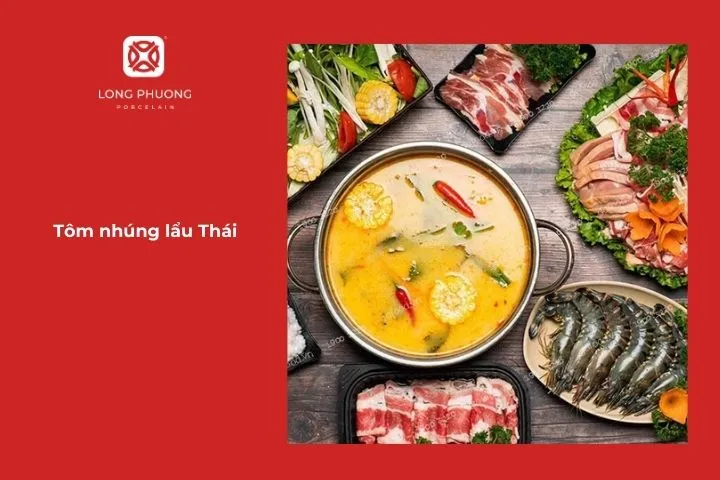 Tôm tươi nhúng vào nồi lẩu Thái chua cay