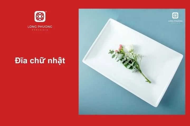 Đĩa dài hình chữ nhật, sử dụng để trình bày các món ăn cần bố cục tinh xảo