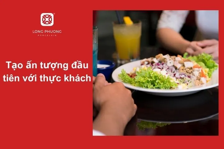 Bàn tiệc với bát đĩa sứ cao cấp và món ăn trình bày tinh tạo tượng tốt với thực khách