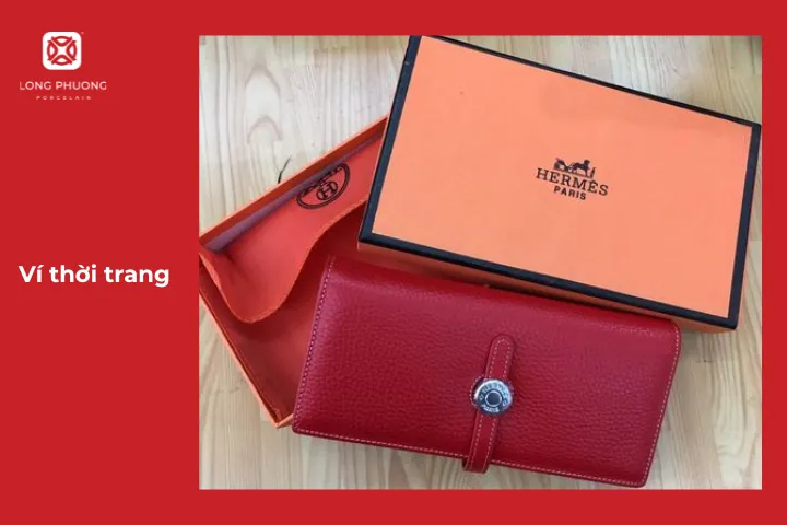 Nên mua tặng sinh nhật Mẹ ví thời trang đến từ các thương hiệu nổi tiếng cao cấp