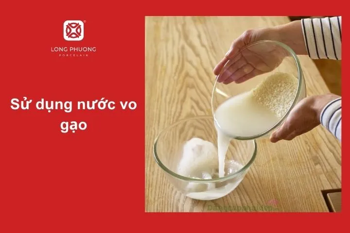 Nước vo gạo giúp làm sạch da móng heo và khử mùi hôi nhẹ nhàng mà không làm mất đi độ tươi ngon