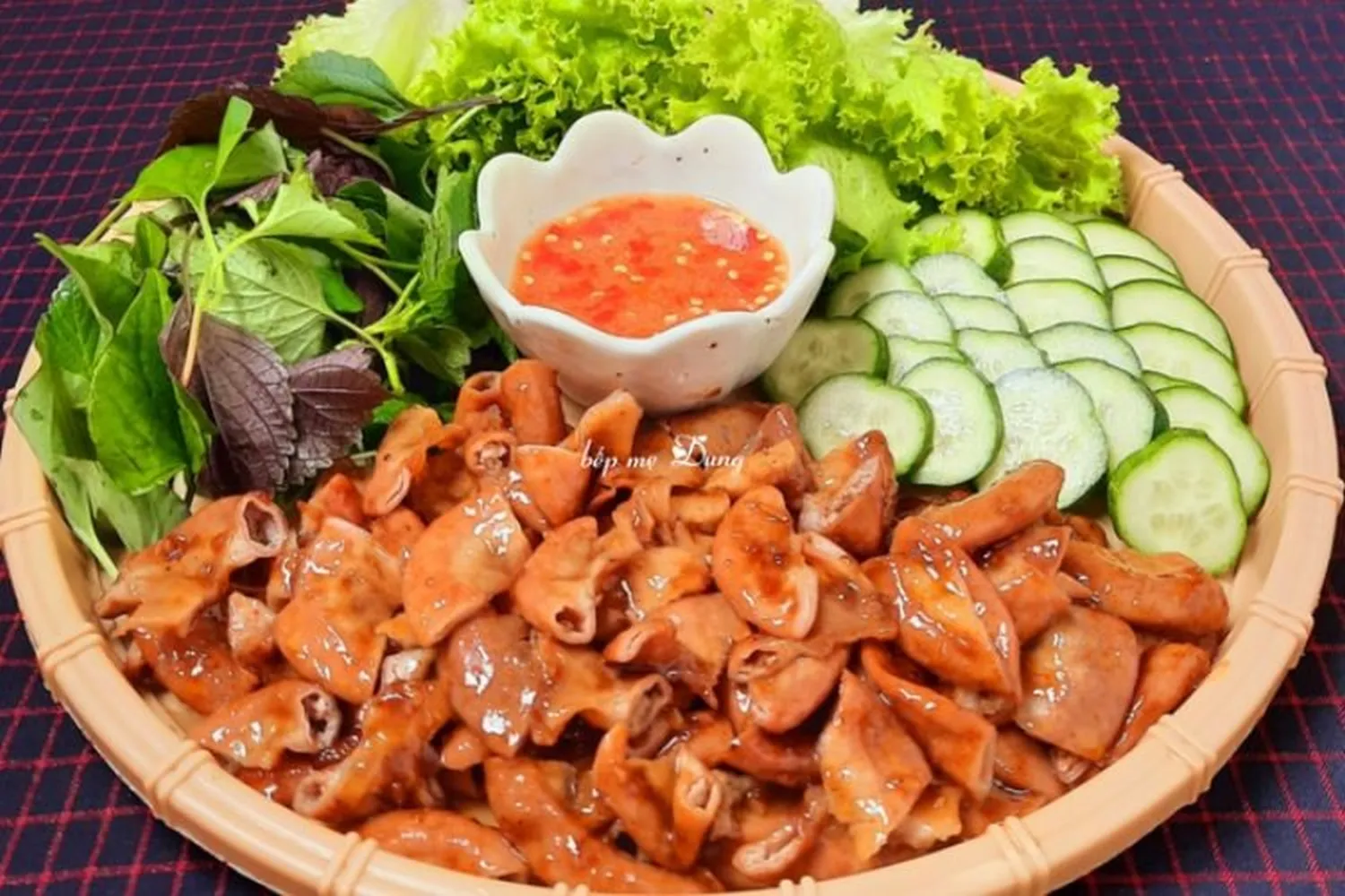 lòng heo làm món gì ngon