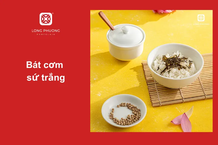 Bát sứ tráng đơn giản nhưng vẫn đẹp nhờ lớp sứ trắng bóng loáng