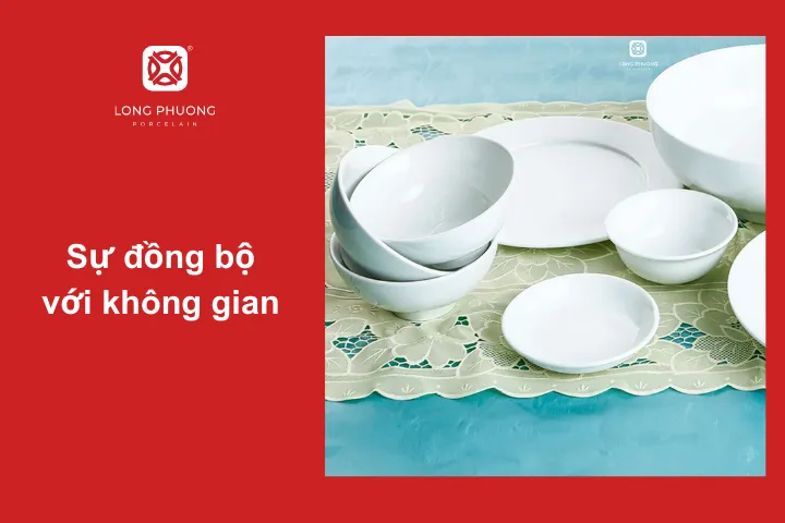 Sự đồng bộ của bát đĩa làm nổi bật sự chỉn chu của nhà hàng