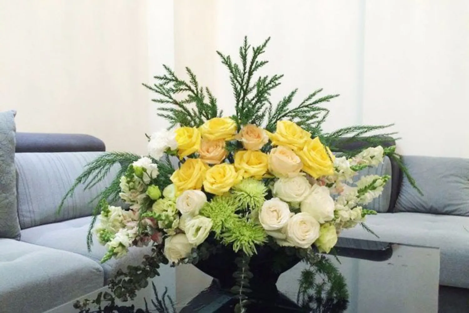 Bình hoa đẹp để phòng khách