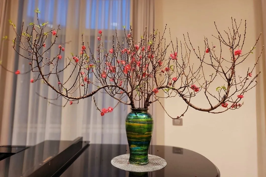 cách cắm hoa đào đẹp