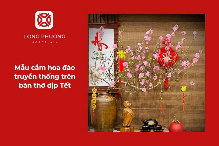 Mẫu cắm hoa đào bàn thờ dịp Tết