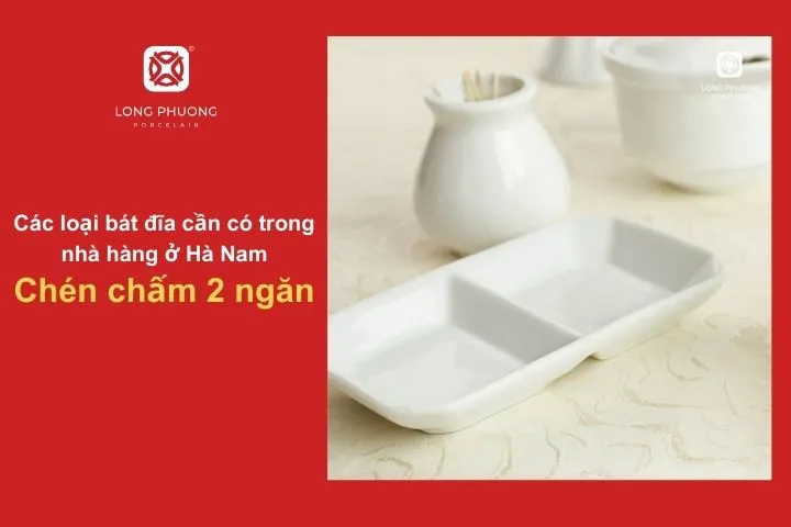 Chỉ với một chiếc chén nhỏ, thực khách có thể dễ dàng thưởng thức cả muối tiêu chanh và nước mắm