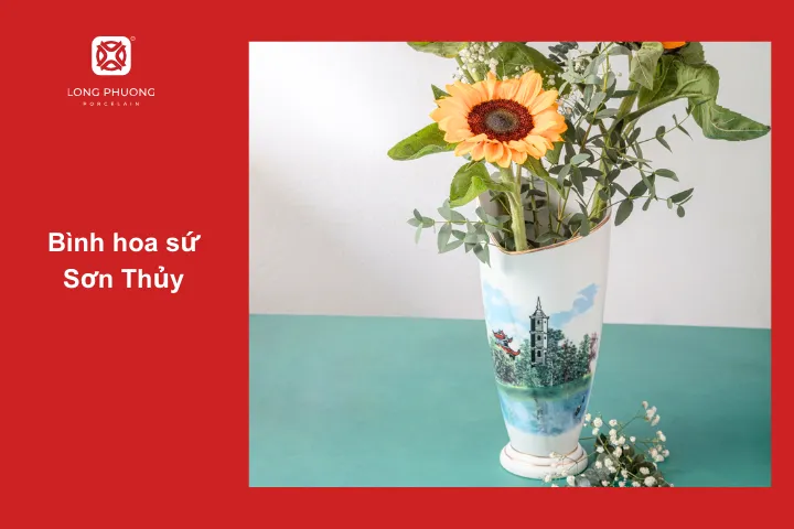 Bình hoa sứ Sơn Thủy nổi bật với họa tiết Tháp Bút trên nền trời sông núi rất đẹp