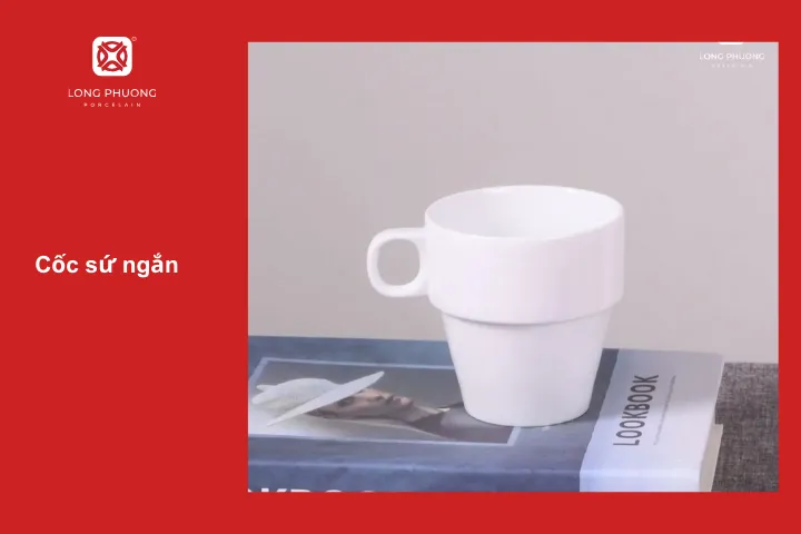 Ly cốc sứ ngấn rất phù hợp để uống cà phê trong phòng nghỉ