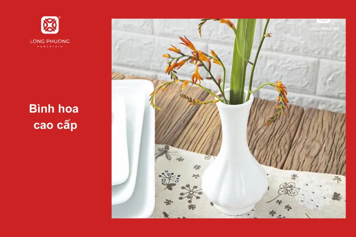 Bình hoa cao cấp là món quà ý nghĩa nếu Mẹ thích cắm hoa trong nhà