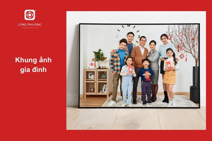 Một khung ảnh gia đình luôn là món quà ý nghĩa lưu lại hành trình đồng hành bố mẹ và các con