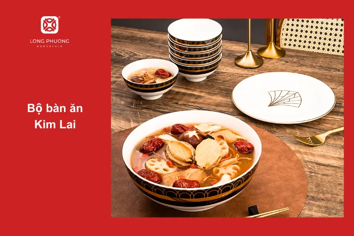 Bộ bàn ăn Kim Lai với thiết kế họa tiết đen kết hợp mạ vàng sang trọng, là lựa chọn phù hợp cho những bữa tiệc.