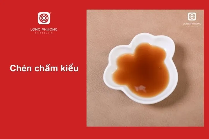 Chén chấm 8.4 cm là một thiết kế độc đáo, mang vẻ ngoài dễ thương và tinh tế