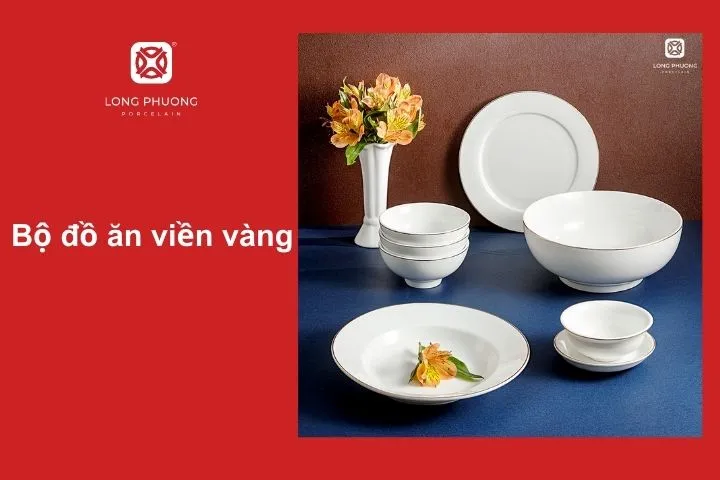 Bề mặt bát đĩa được phủ một lớp men trắng bóng mịn, làm nổi bật những chi tiết vàng tinh xảo, khéo léo và tỉ mỉ