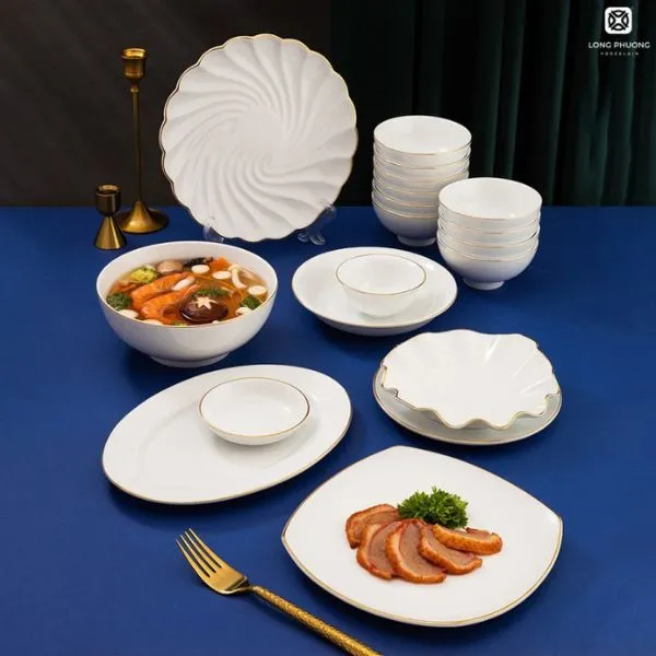 bộ đồ ăn hoàng kim