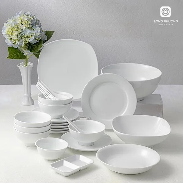 bộ đồ ăn hạnh phúc