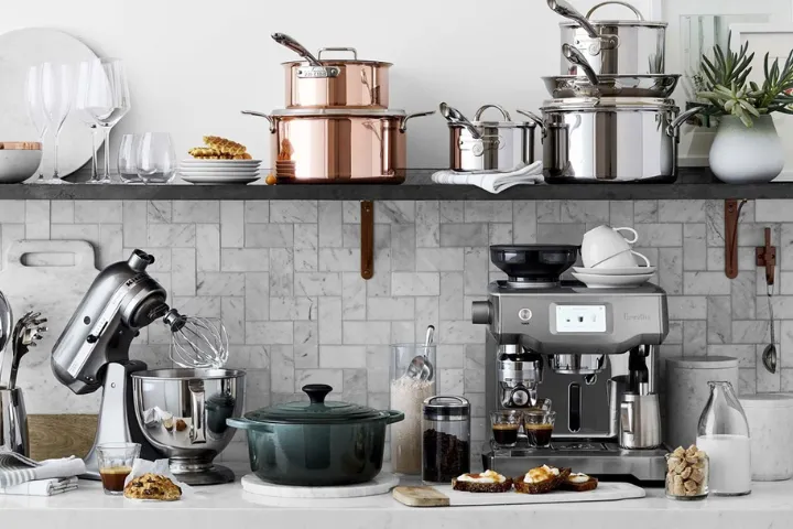 Các thiết bị nhà bếp tiện dụng sẽ giúp các bà nội trợ tiết kiệm thời gian