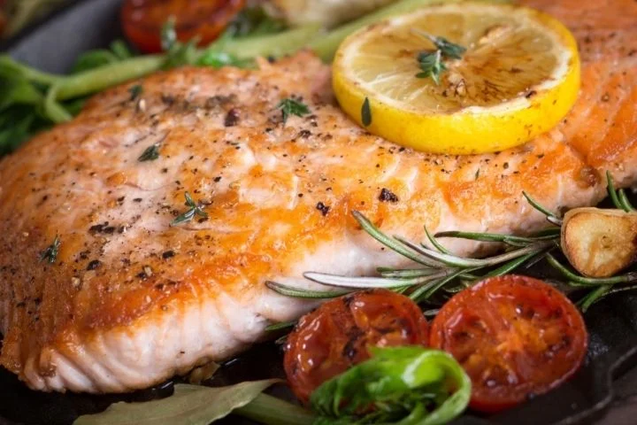 Các món ngon từ cá hồi dễ làm tại nhà