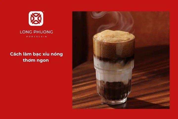 Tách bạc xỉu nóng tỏa hương cà phê dịu nhẹ buổi sáng