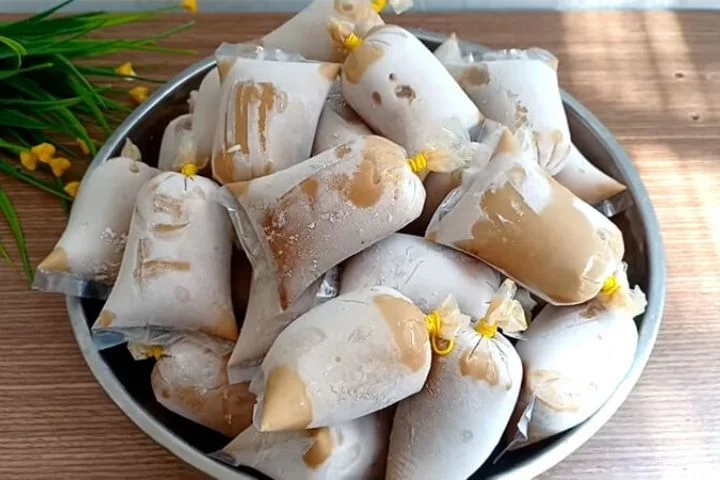 Hướng dẫn cách làm sinh tố cà phê bịch giải khát mùa hè